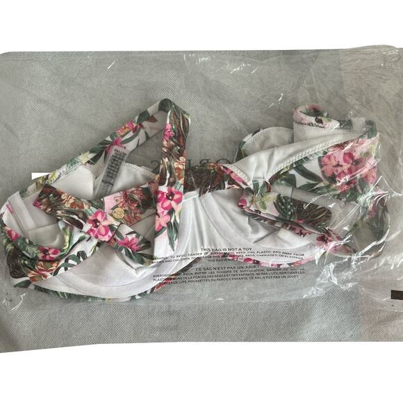 VICTORIA'S SECRET SWIM Essential Wicked Bikini Top, 34C - Picture 5 of 9